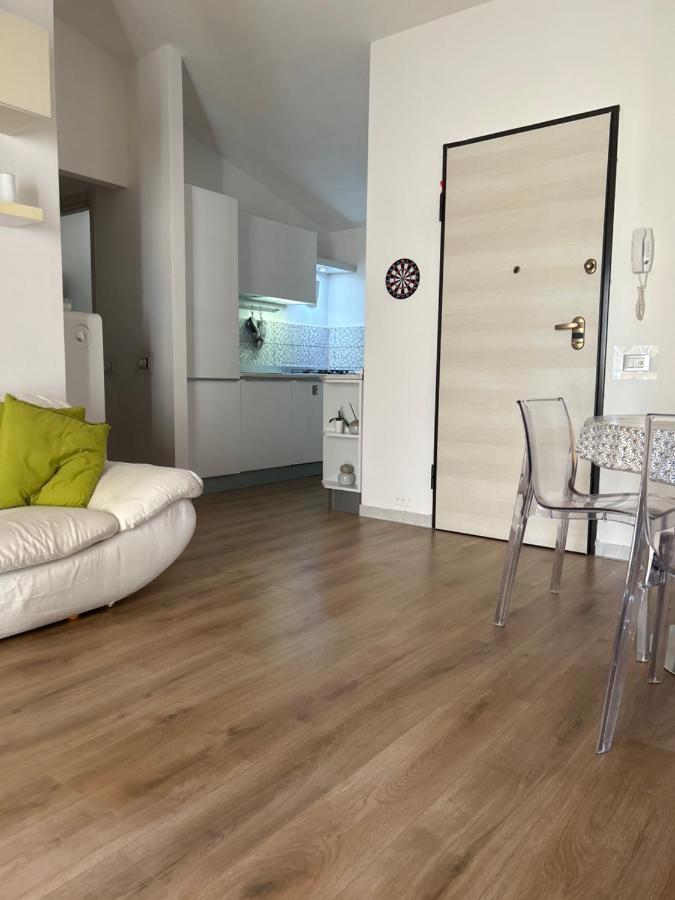 P. Home La Maddalena  Luaran gambar