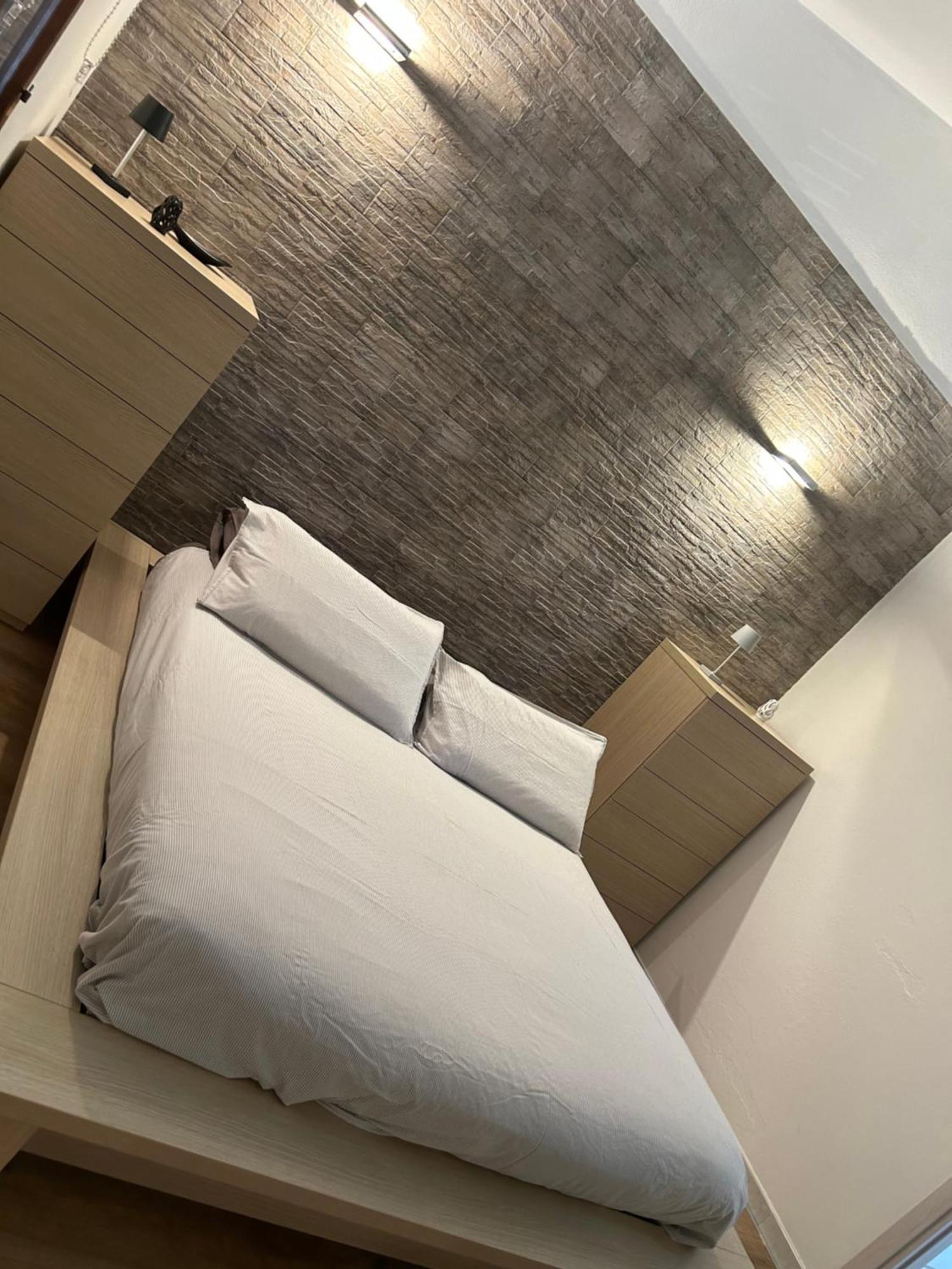 P. Home La Maddalena  Luaran gambar