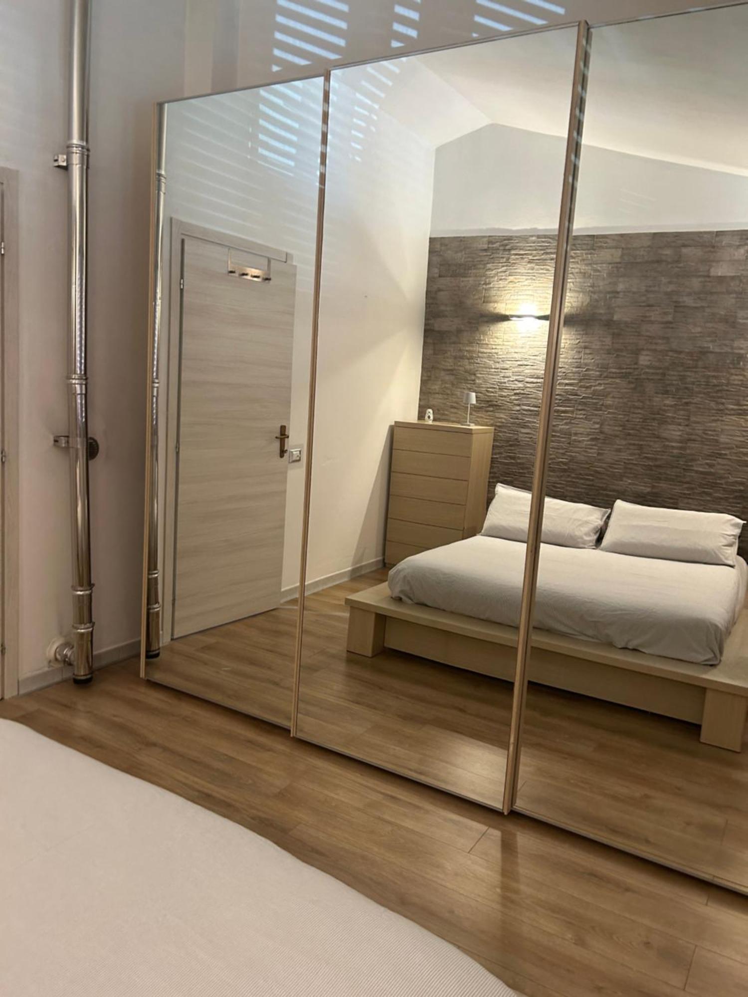P. Home La Maddalena  Luaran gambar